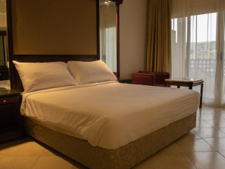 Grand Oasis Resort