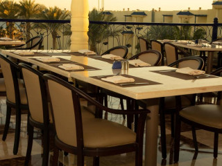 Grand Oasis Resort