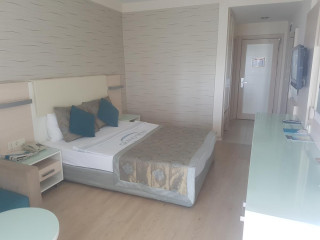 THE LUCCA PALATIAL SUITE
