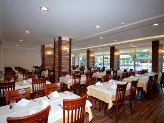 THE LUCCA PALATIAL SUITE