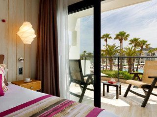 Grand Palladium White Island Resort & Spa