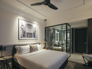 GRAND PARK CITY HALL