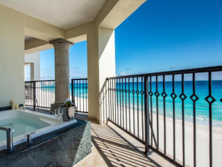 Grand Park Royal Cancun