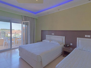 Grand Platon Hotel