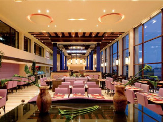 GRAND ROTANA RESORT & SPA