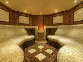 GRAND ROYALE APT COMPLEX & SPA