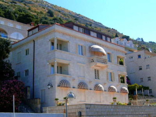 Grand Villa Argentina