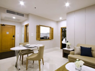 GRANDE CENTRE POINT PLOENCHIT (SHA)