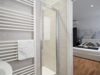 GRECI PALACE CANAL VIEW