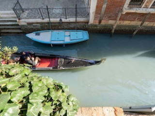 GRECI PALACE CANAL VIEW