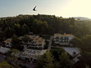 Greek Pride Cronwell Rahoni Park Hotel