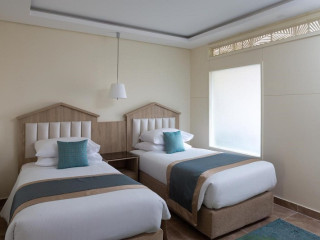 GREEN GARDEN RESORT
