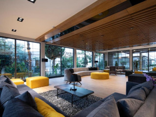 GREEN GARDEN RESORT & SPA HOTEL