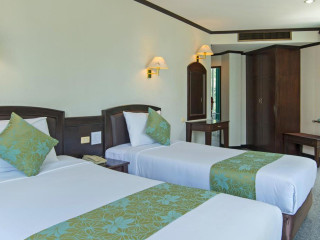 Green House Hotel