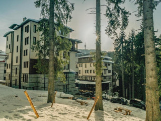 Green Life Family Apartments