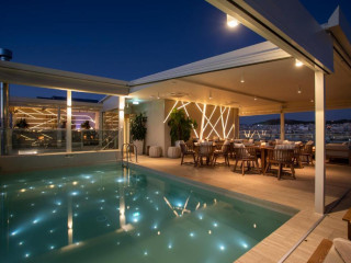 Green Suites Boutique