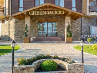 GREEN WOOD HOTEL