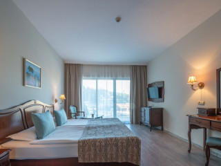 Grifid Hotel Bolero and Aquapark