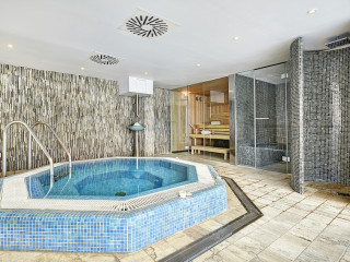 Grupotel Acapulco Playa - Adults Only