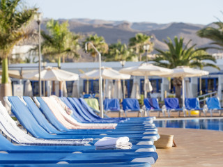 Grupotel Playa Feliz