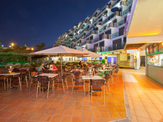 Grupotel Revoli