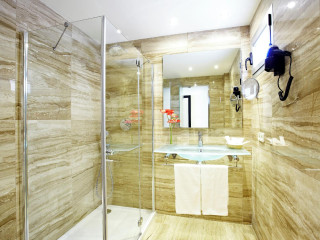 GRUPOTEL TAURUS PARK