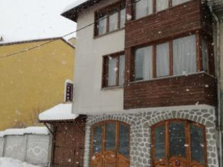 GUEST HOUSE GRACHENOVI