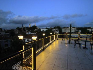 Guler Palas Hotel