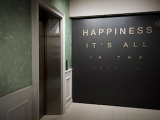 H BOUTIQUE SRI PETALING