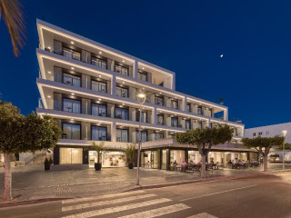 H10 Casa Del Mar
