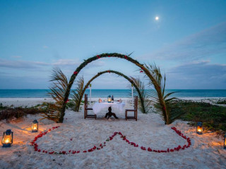 Hakuna Majiwe Beach Lodge
