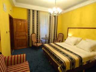 Hamlet Bed & Breakfast