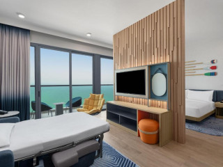 Hampton by Hilton Marjan Island