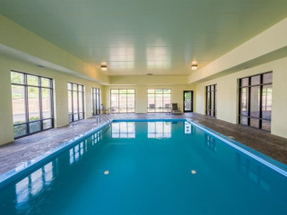 Hampton Inn London-North