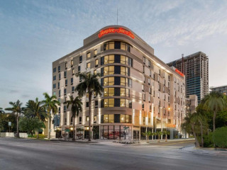 Hampton Inn & Suites Miami Wynwood Design District