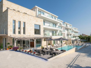 Hanioti Central Hotel