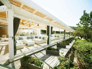 MONACO GRAND APARTMENTS 