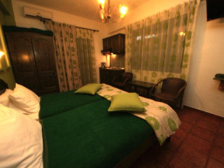 EXCELSIOR HOTEL