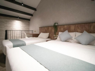 Harbour Ville Hotel Hamilton Lavender
