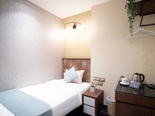 HARBOUR VILLE HOTEL HAMILTON - LAVENDER (SG CLEAN)