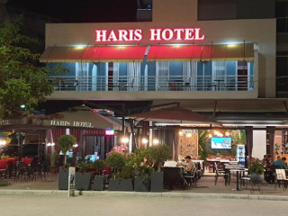 Haris Hotel