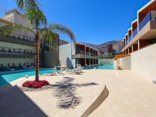 HARMONY BOUTIQUE RESORT Adults Oriented 14+