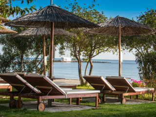 HARMONY BOUTIQUE RESORT Adults Oriented 14+