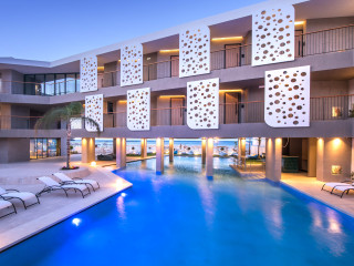 HARMONY BOUTIQUE RESORT Adults Oriented 14+