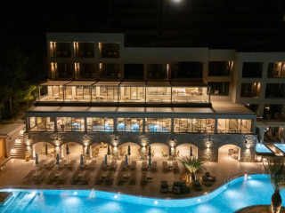 Harmony E Rock Hotel