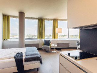 harry’s home Wien Millennium Tower