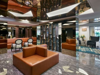 HAVEN'T MET SILOM (SHA)