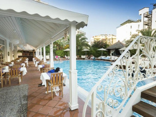 Hawaii Hotel By Yunus