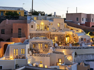 Heliophos Boutique Caves