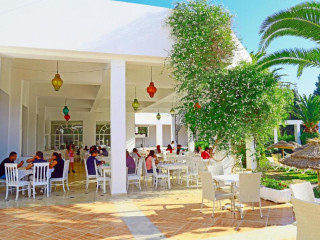 Hello Hotels (Ex Hotel Dar El Olf)